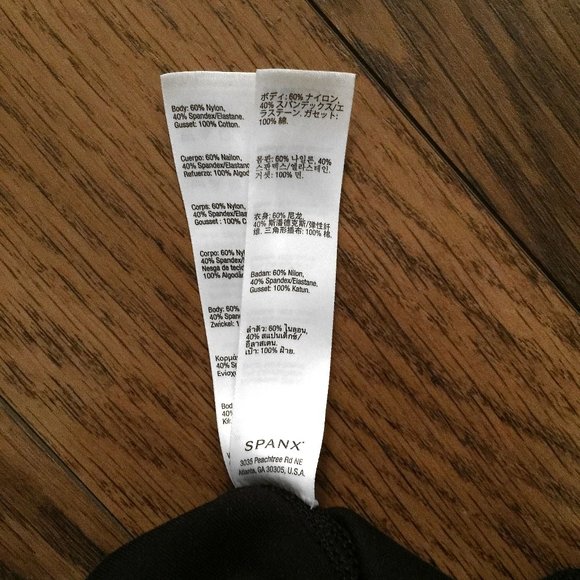 SPANX Black Compression Under Garment Shape Wear - Cropped Pants - Picture 13 of 13